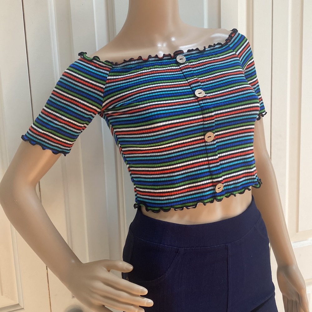 Ambiance Womens S/M Crop Top. Ribbed, ruffle, buttons, striped. So cute and fun. - Picture 3 of 12